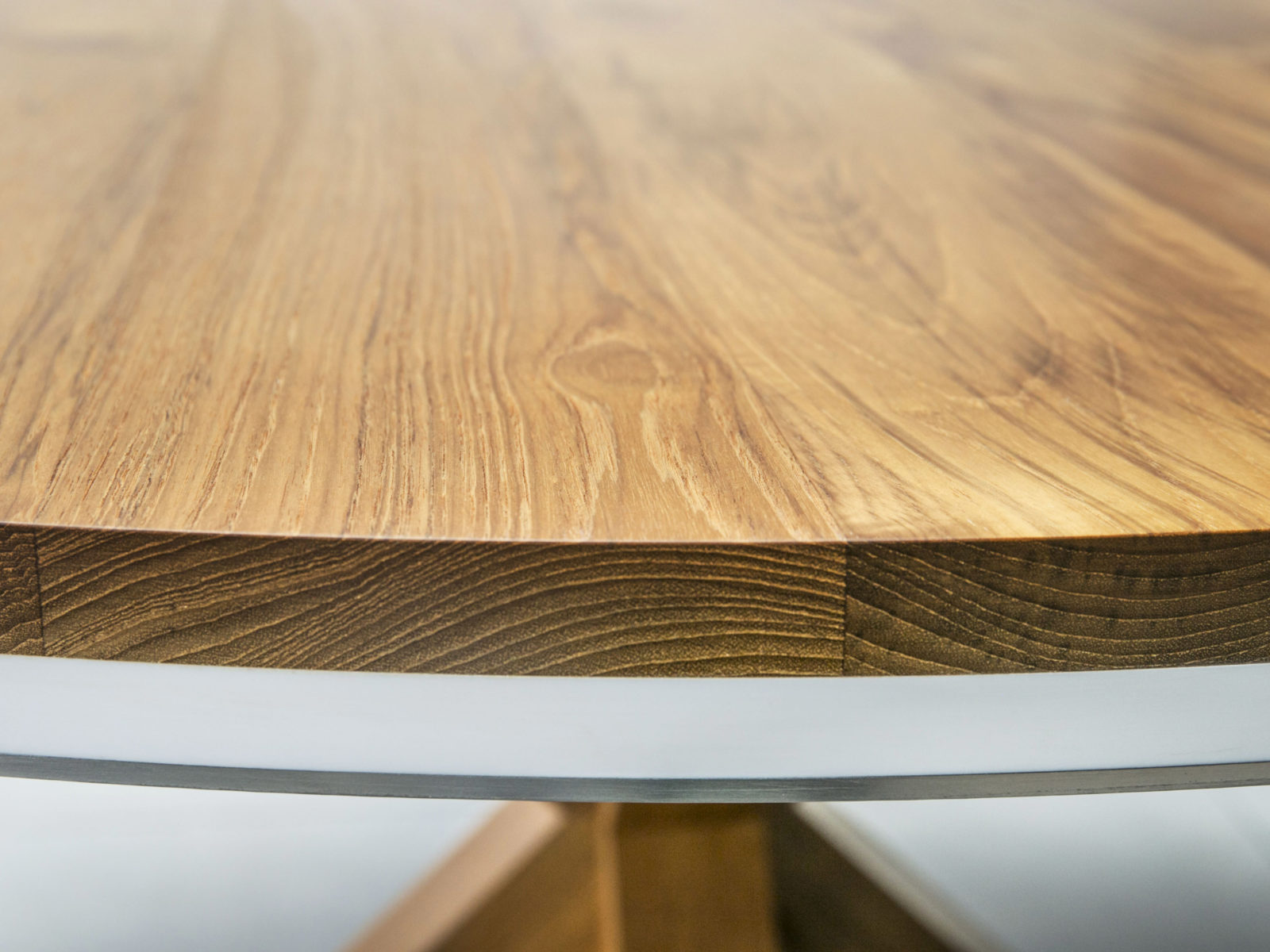 End grain solid teak round dining table top
