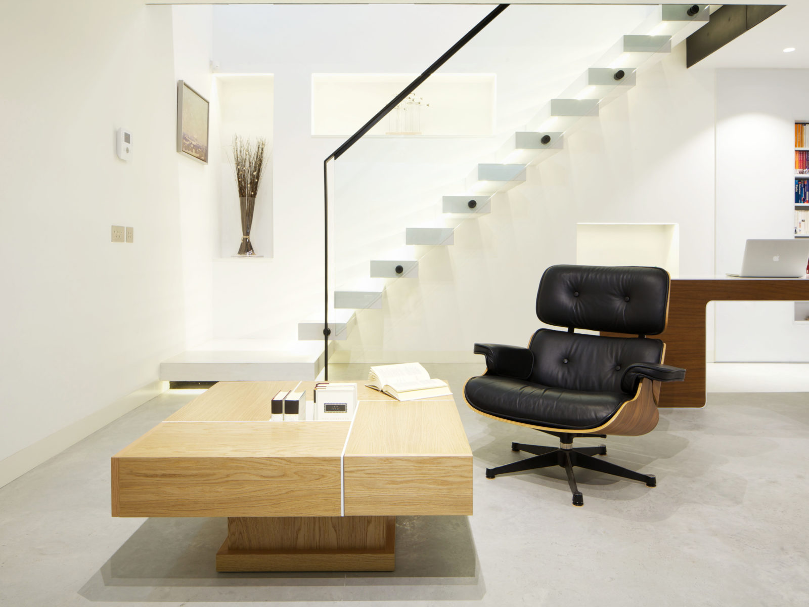 Oak coffee table with concealed opening